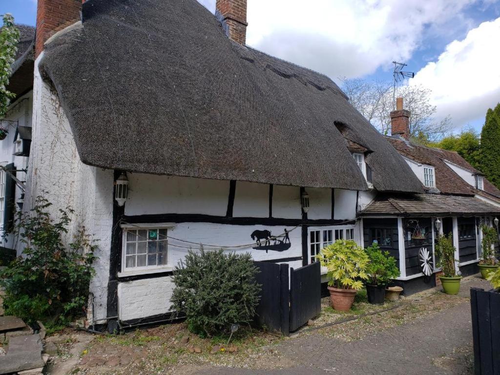 Abingplough House Bed & Breakfast Abingdon-on-Thames Exterior photo